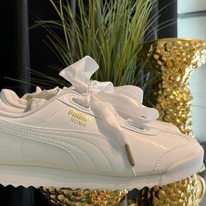 White Puma Roma Heart Patents Size 8